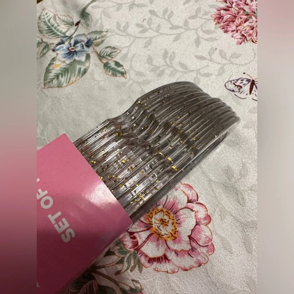 Juicy couture set of 10 clear hangers